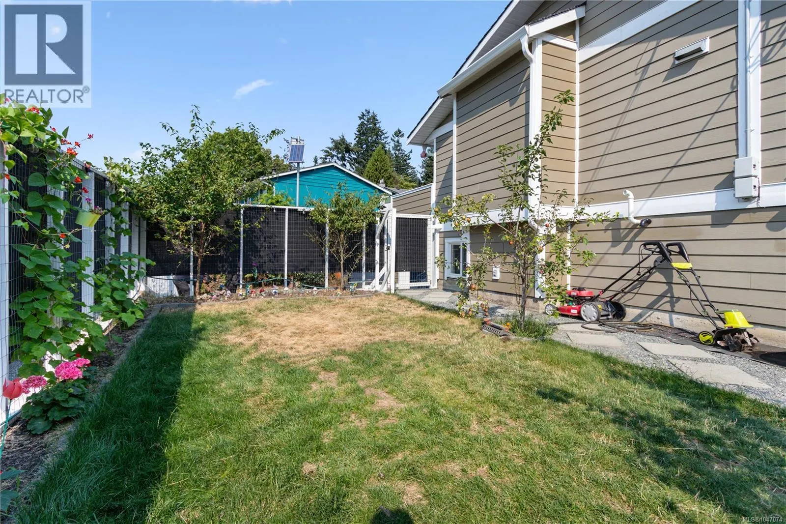 3400 Departure Bay Rd
