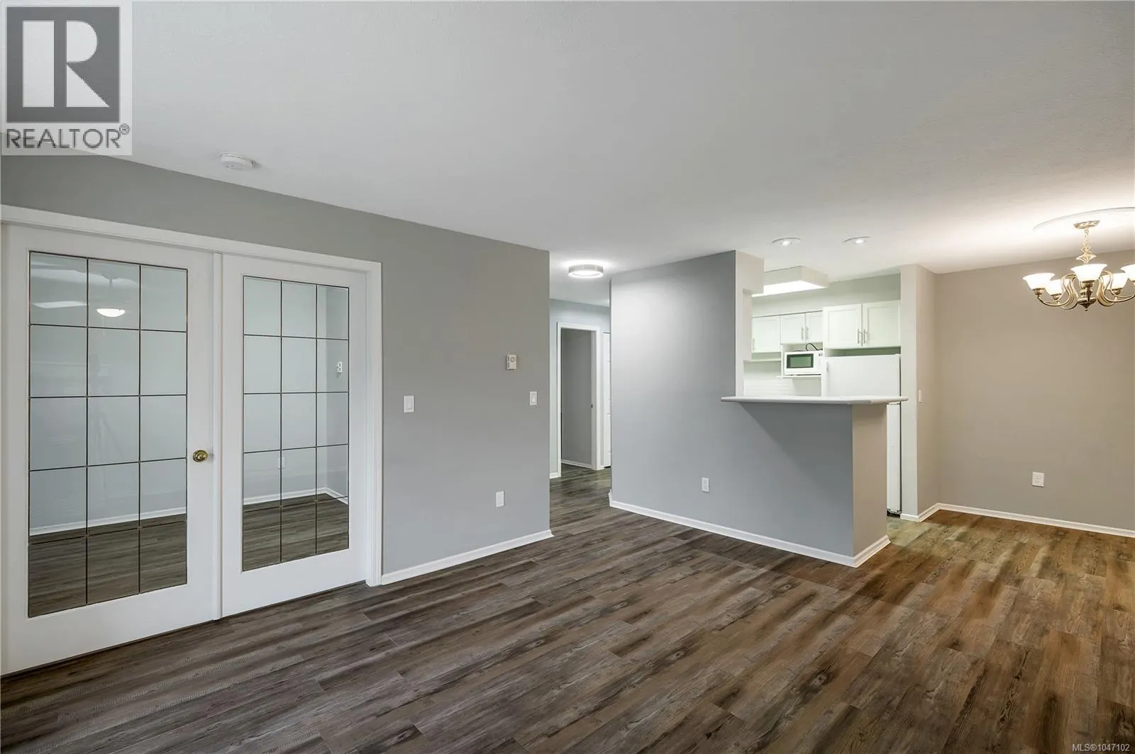 109 155 Erickson Rd