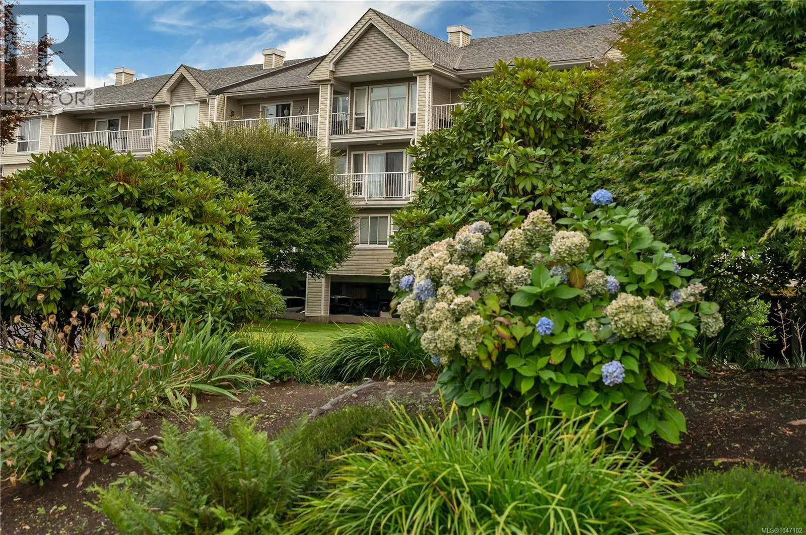 109 155 Erickson Rd