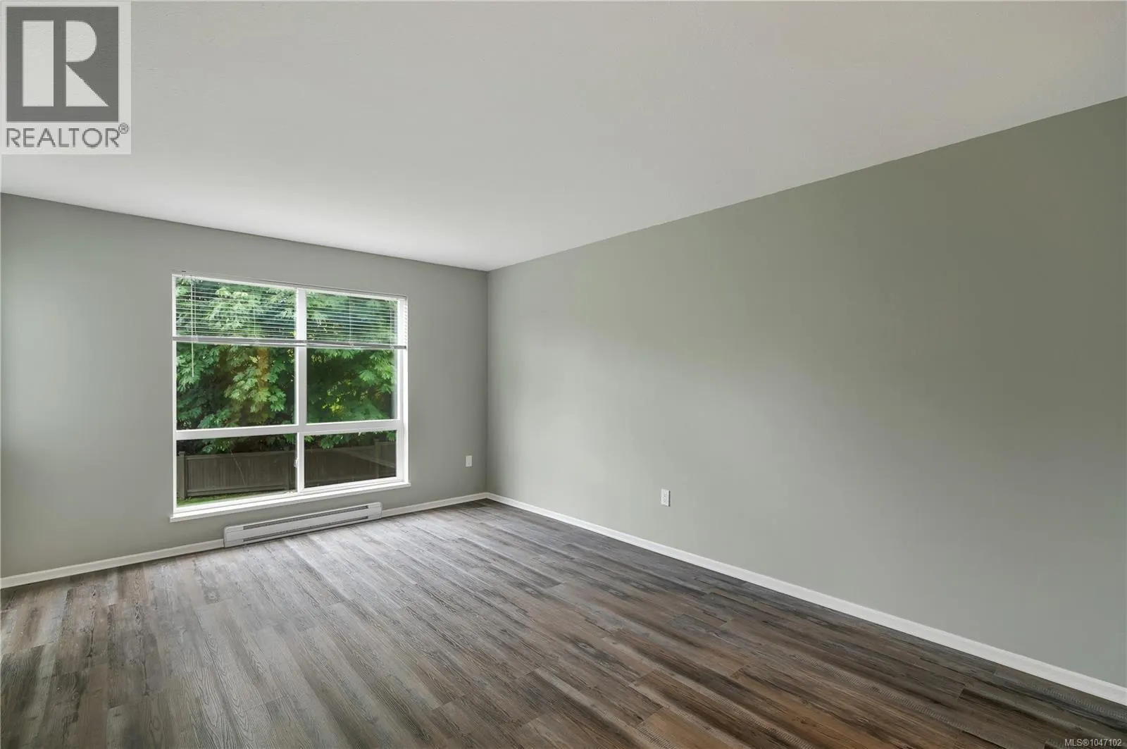 109 155 Erickson Rd