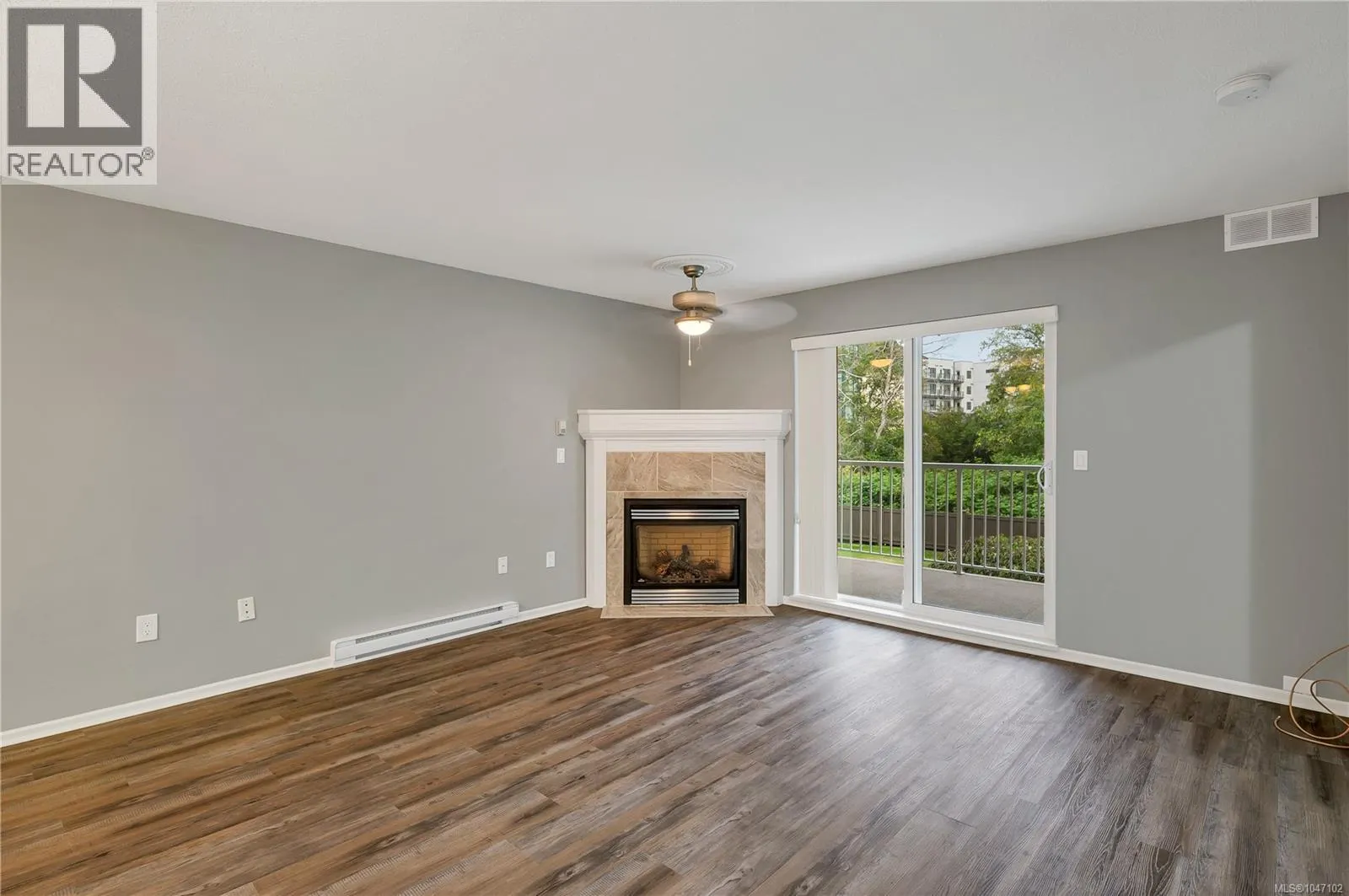 109 155 Erickson Rd