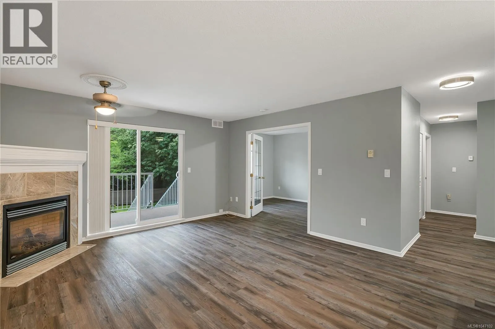 109 155 Erickson Rd
