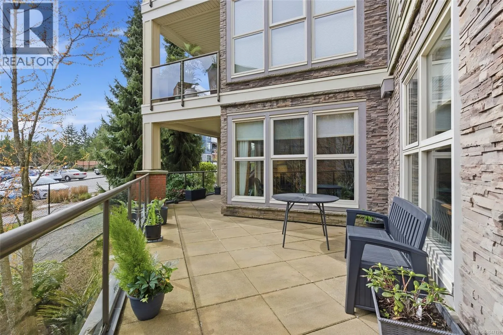 120 6310 McRobb Ave