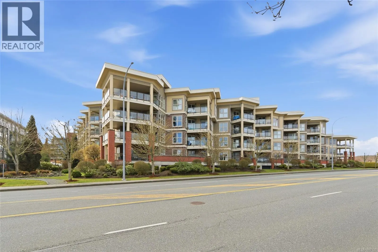 120 6310 McRobb Ave