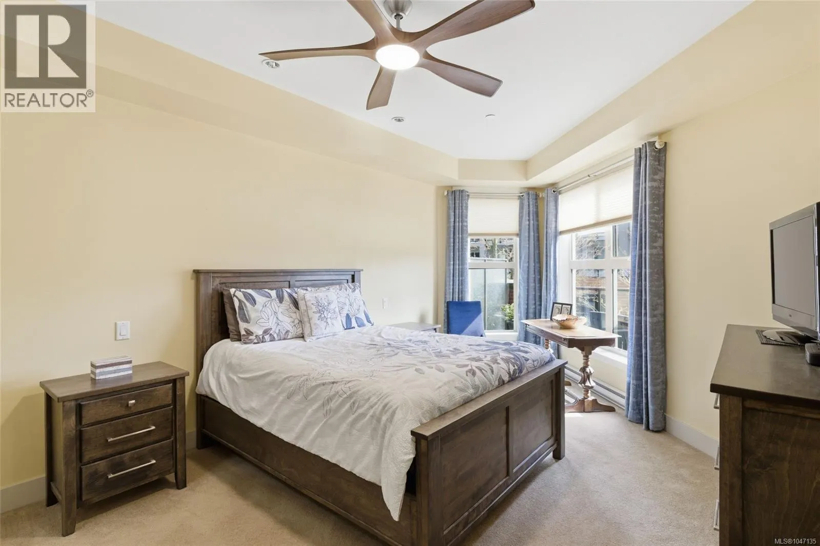 120 6310 McRobb Ave