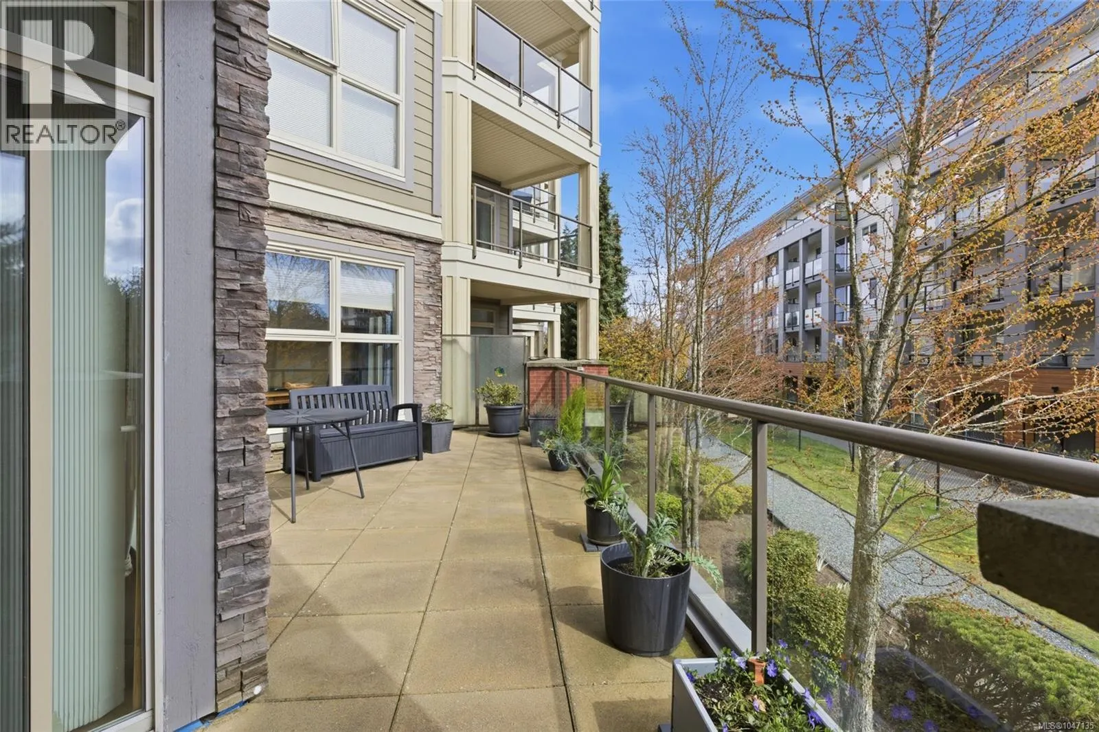 120 6310 McRobb Ave