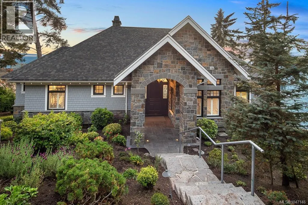 1050 Roxview Crt