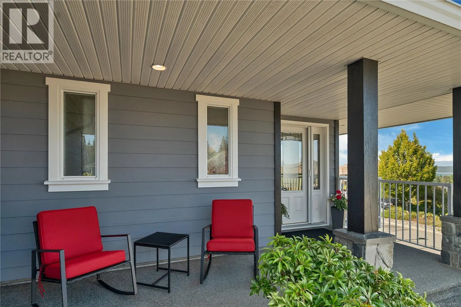 2962 Pacific View Terr