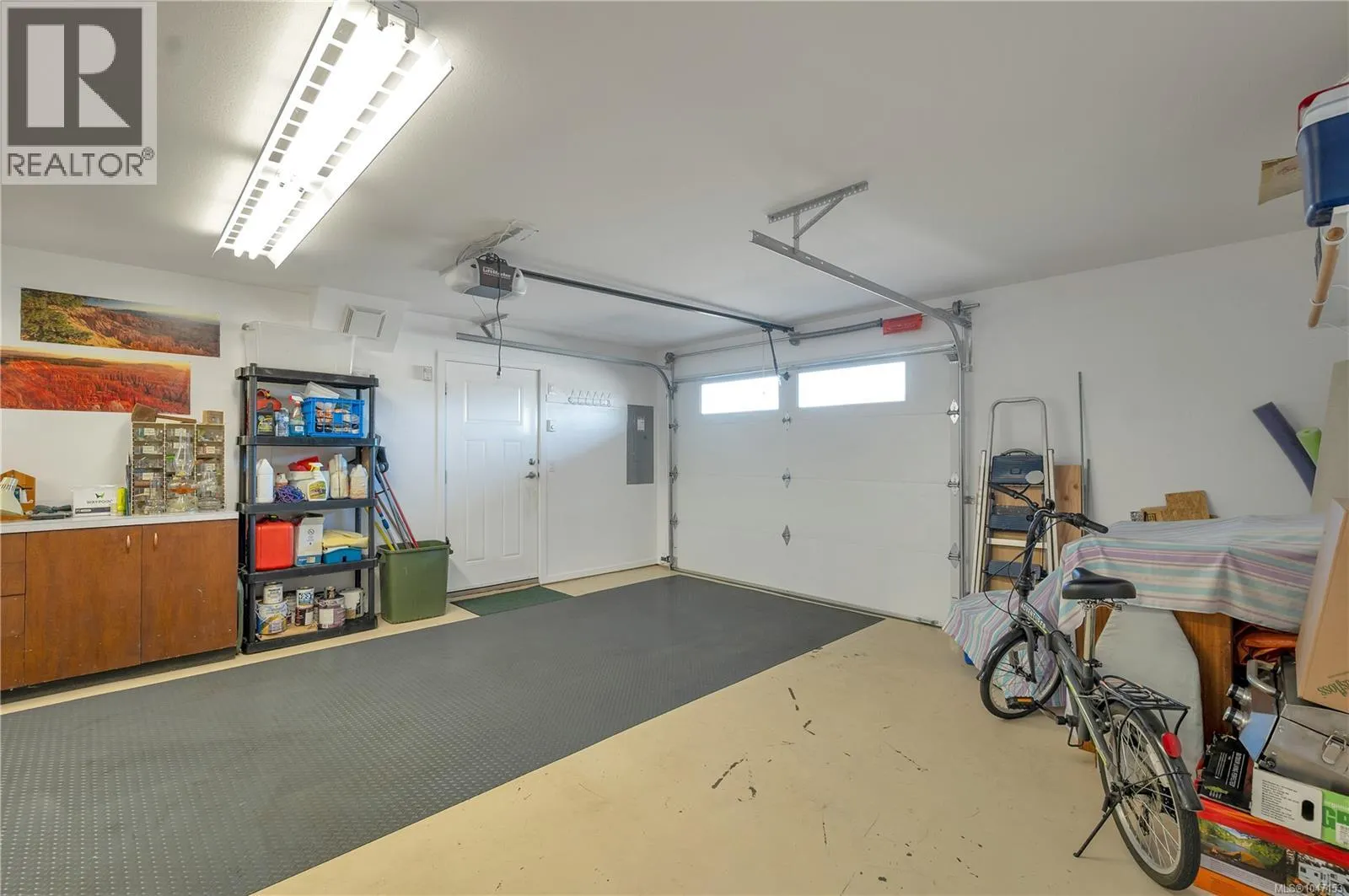 2962 Pacific View Terr
