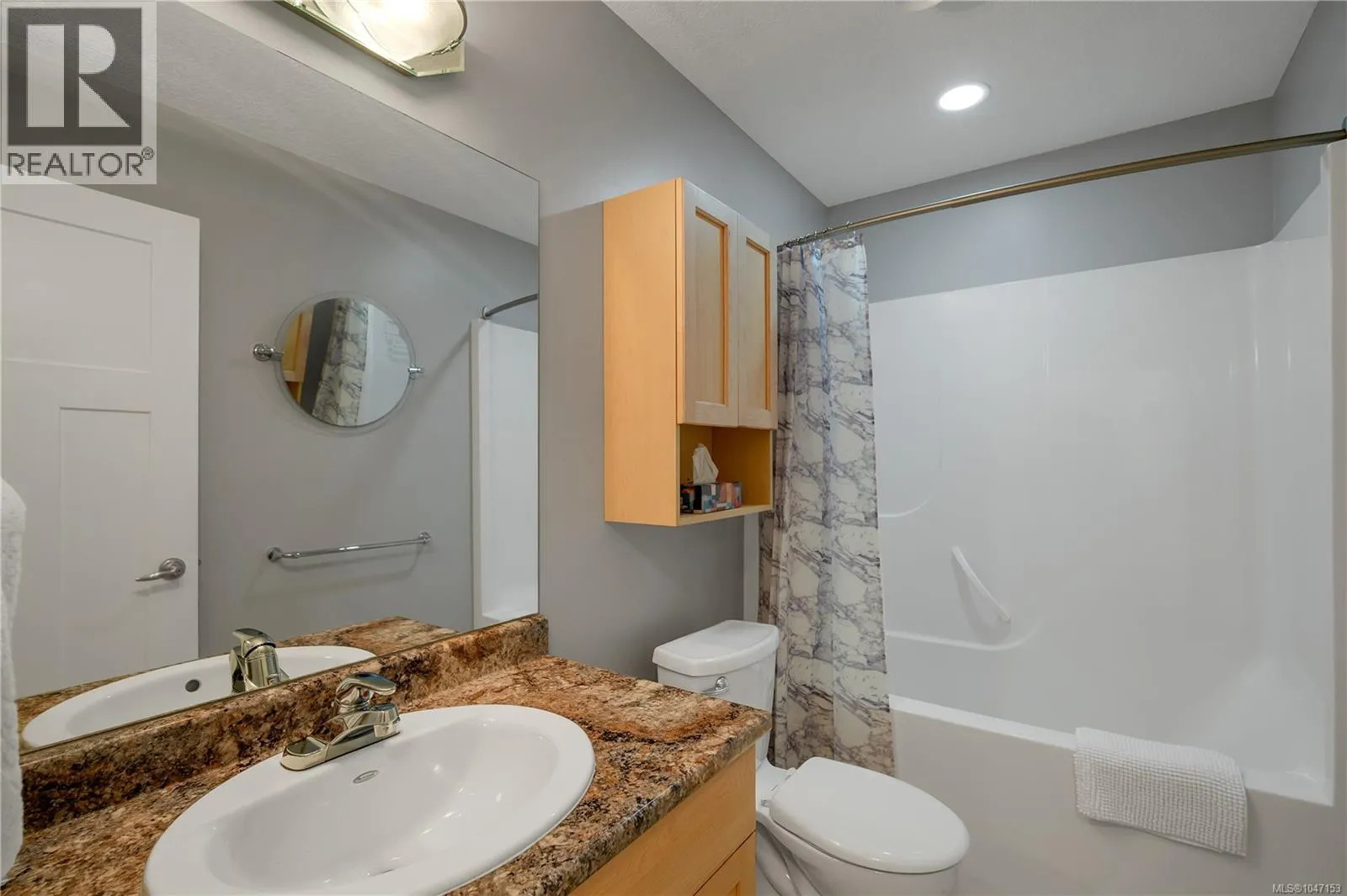 2962 Pacific View Terr
