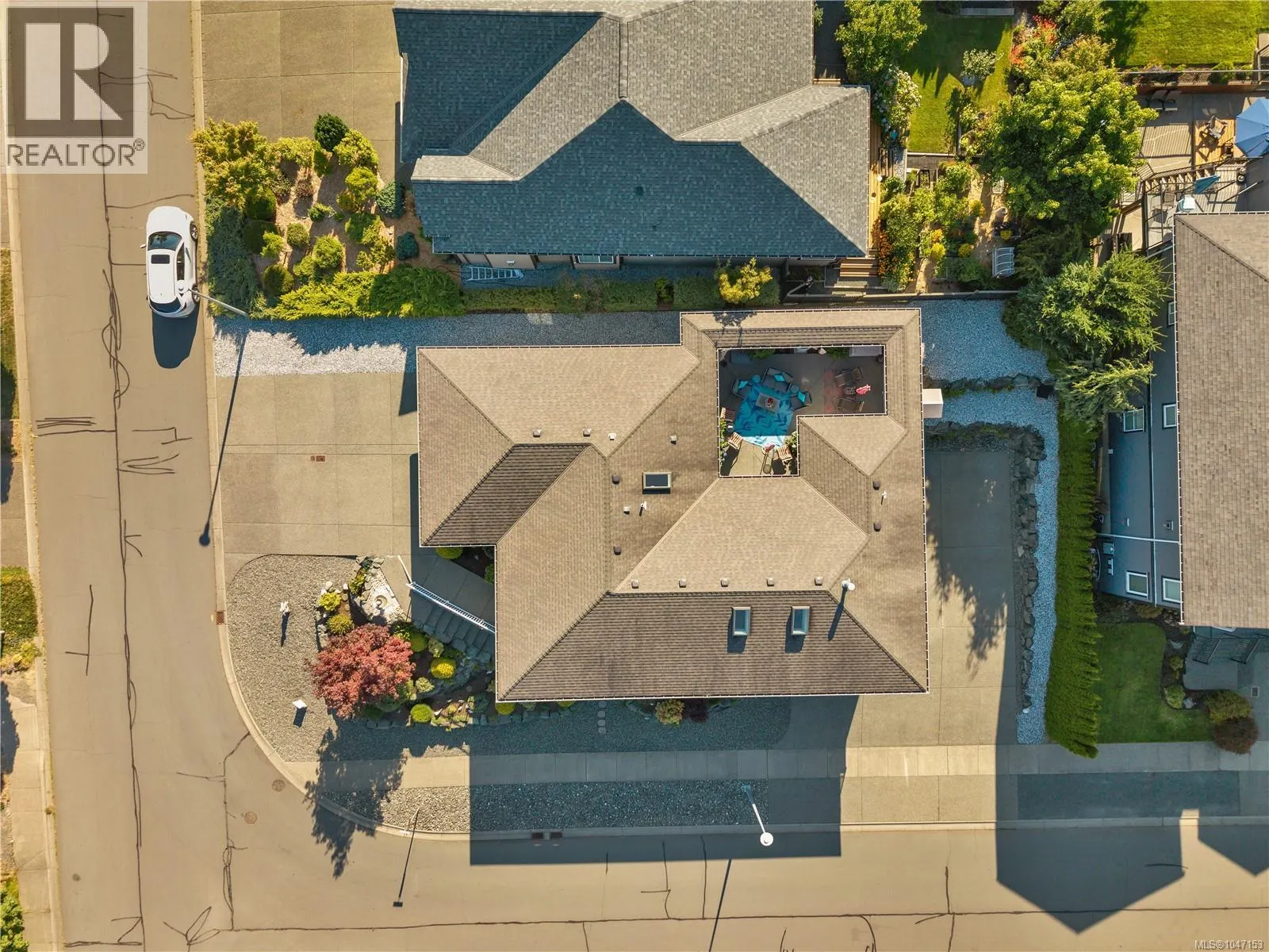 2962 Pacific View Terr