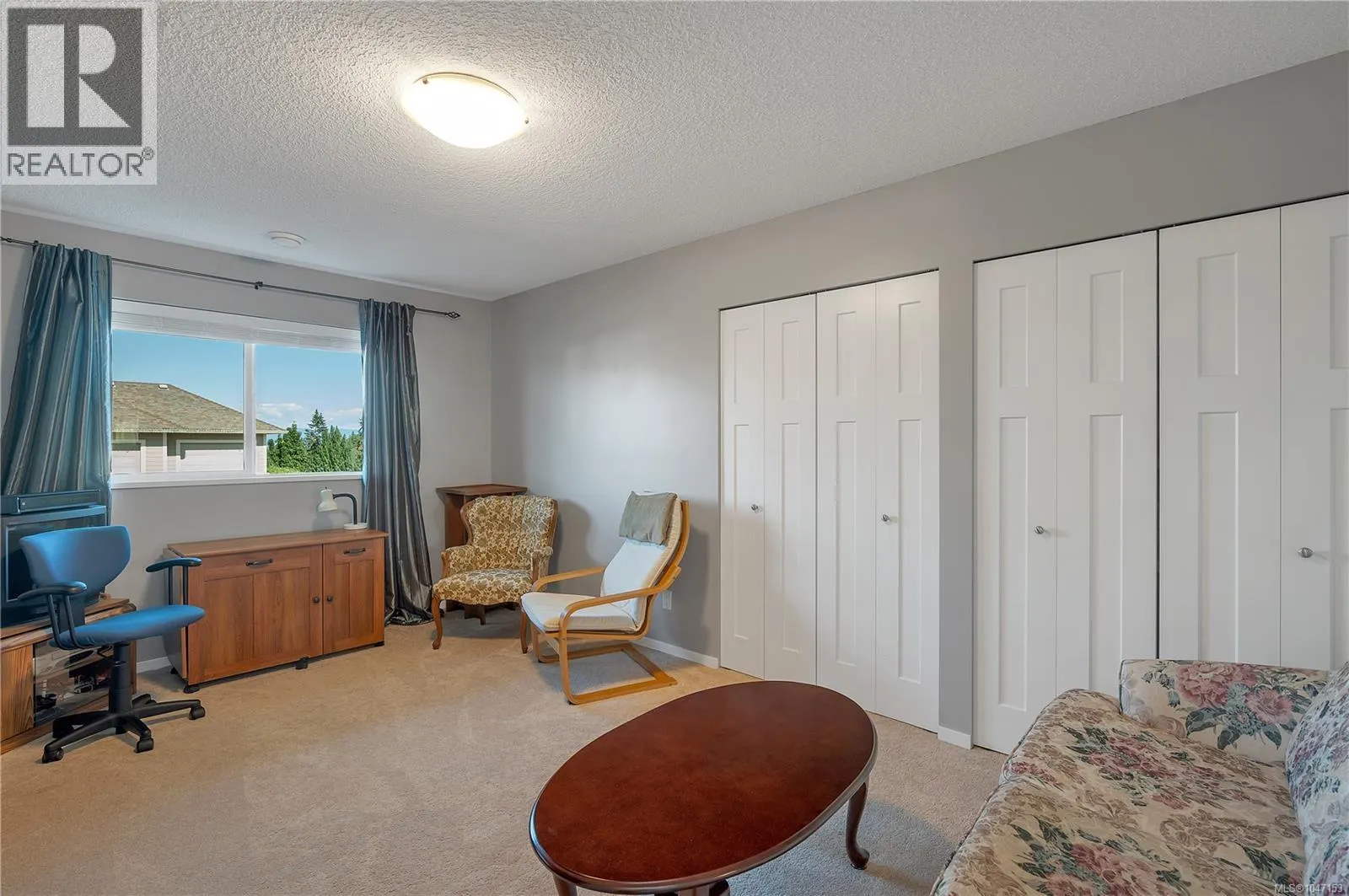2962 Pacific View Terr