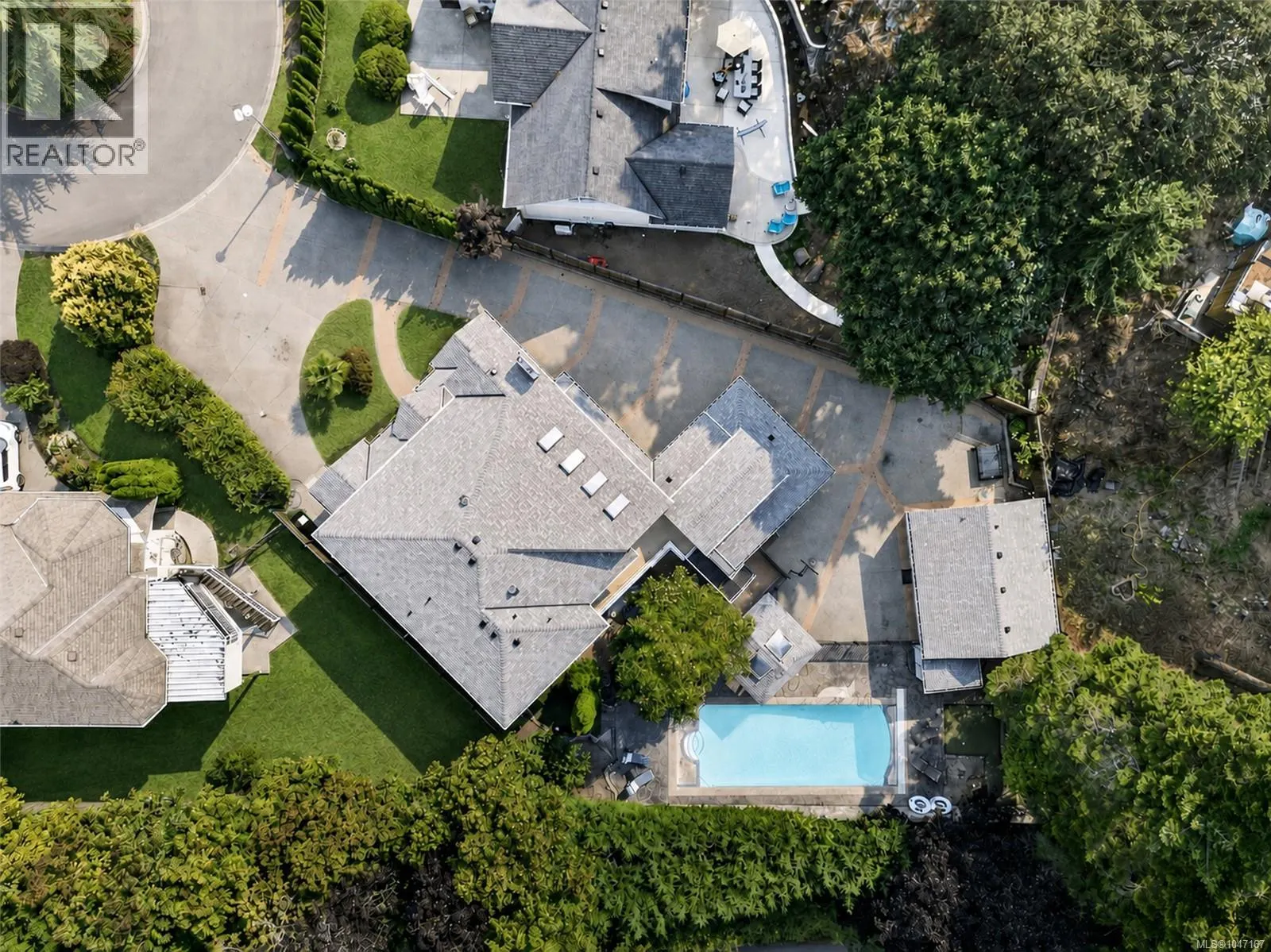 16 Edwards Estates Rd