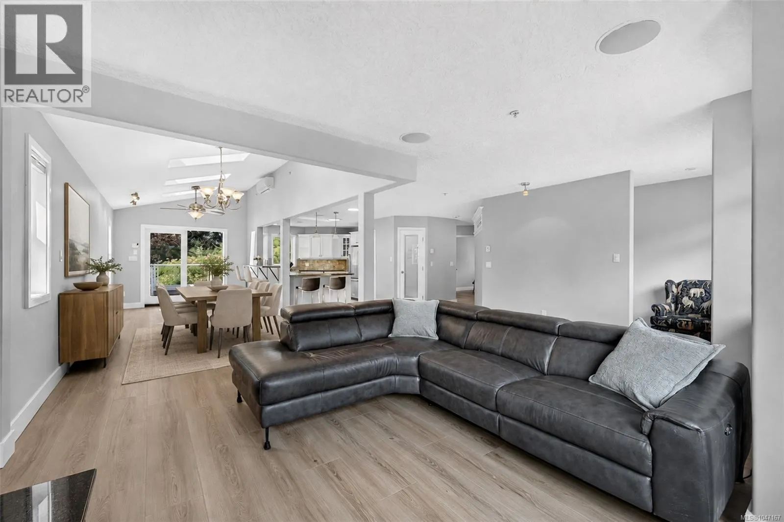 16 Edwards Estates Rd