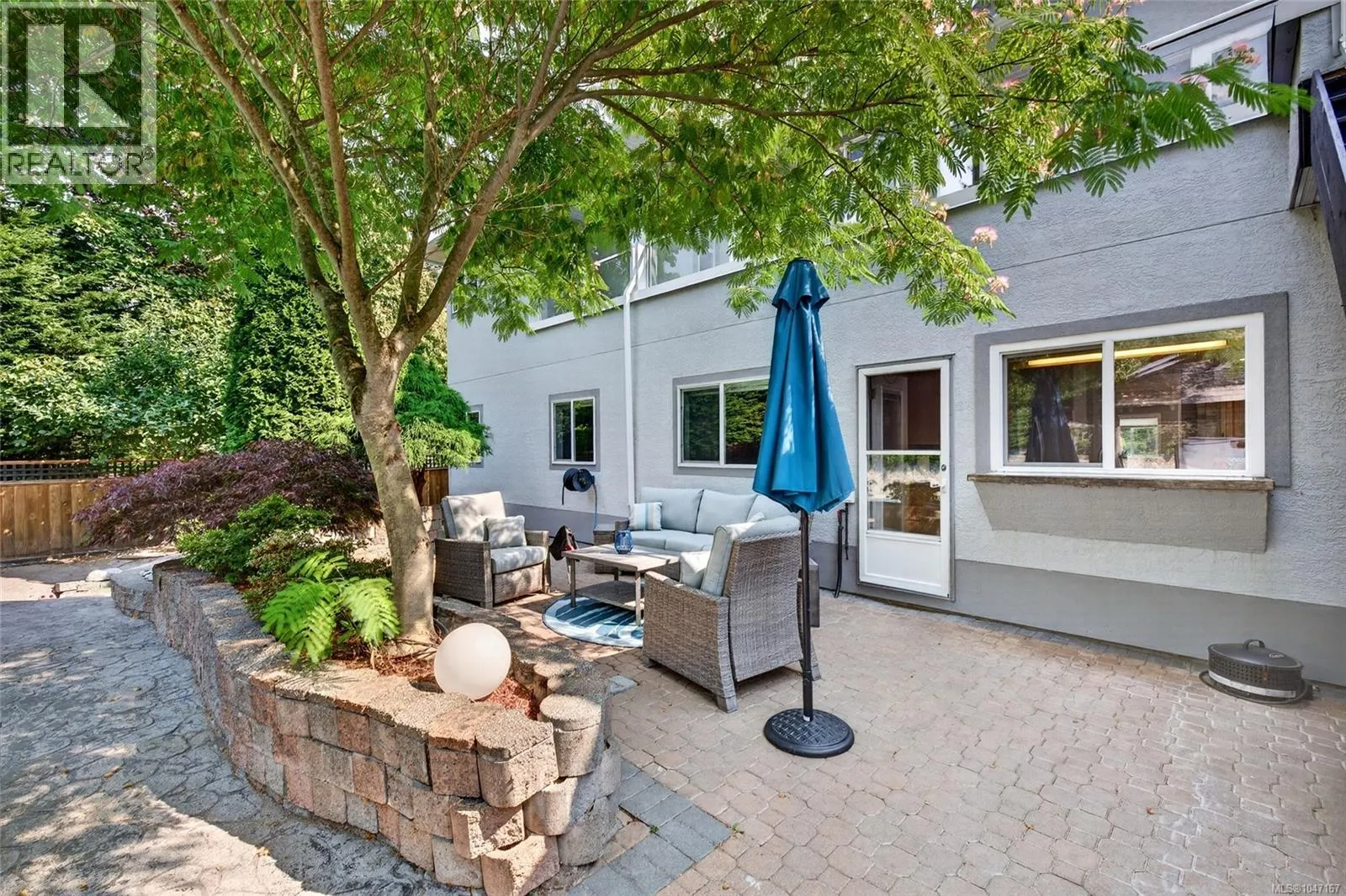 16 Edwards Estates Rd