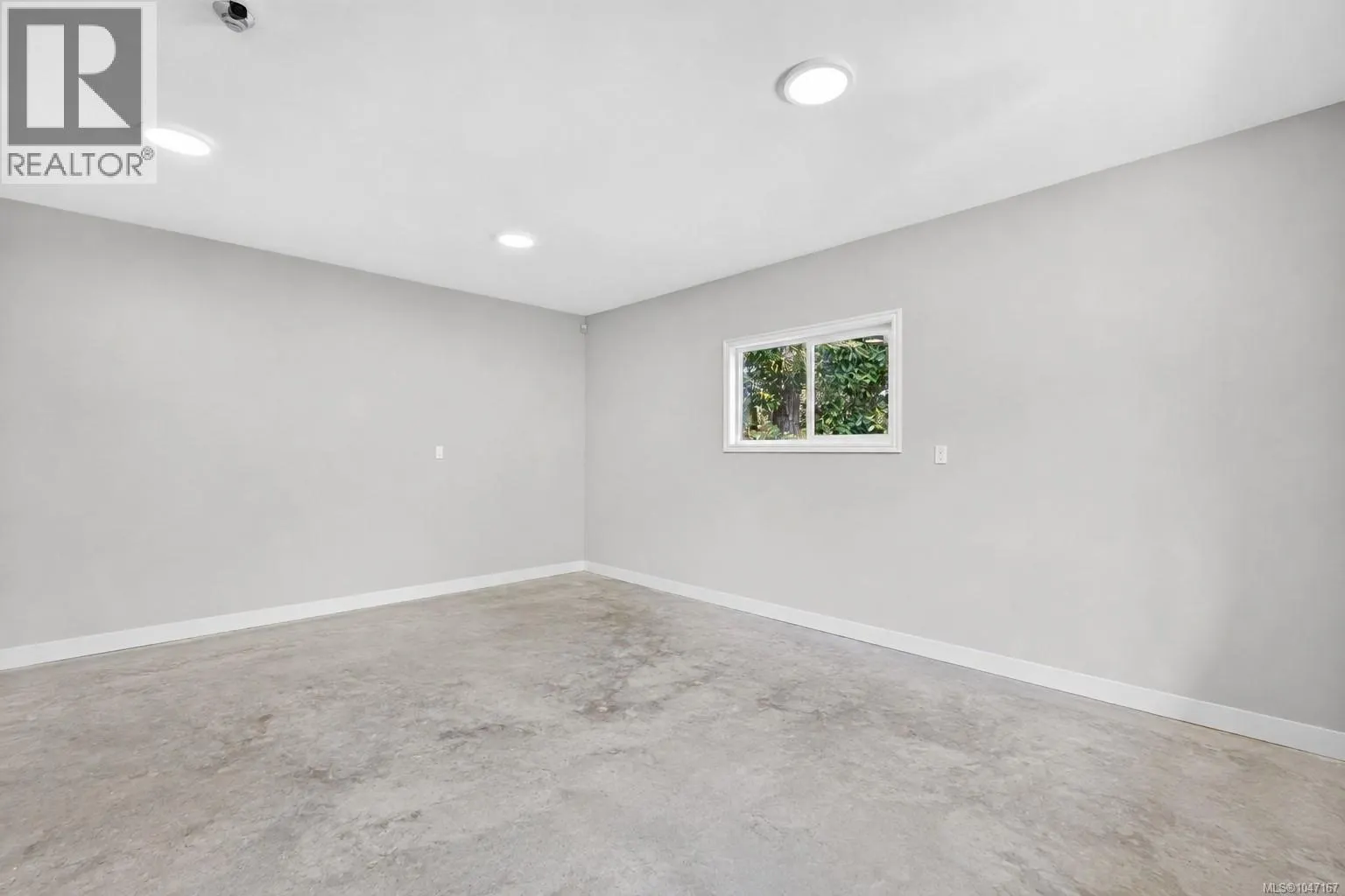 16 Edwards Estates Rd
