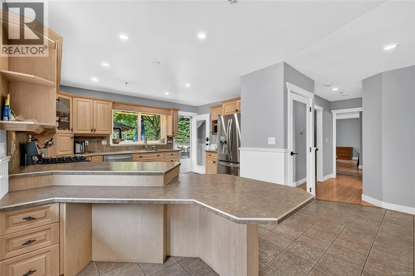 16 Edwards Estates Rd