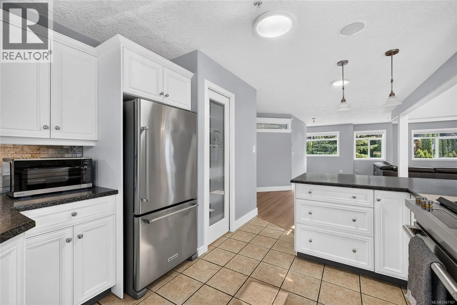 16 Edwards Estates Rd