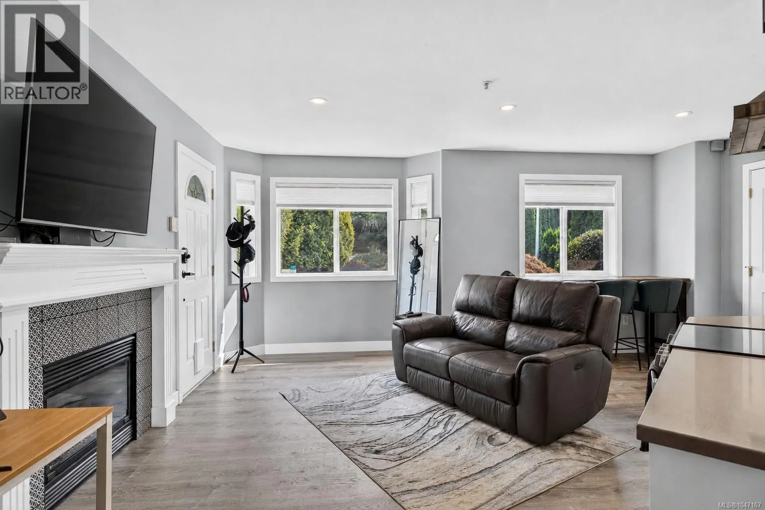 16 Edwards Estates Rd
