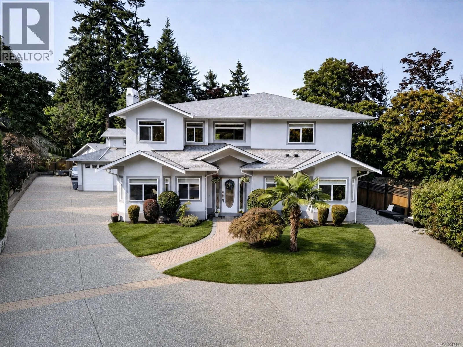 16 Edwards Estates Rd