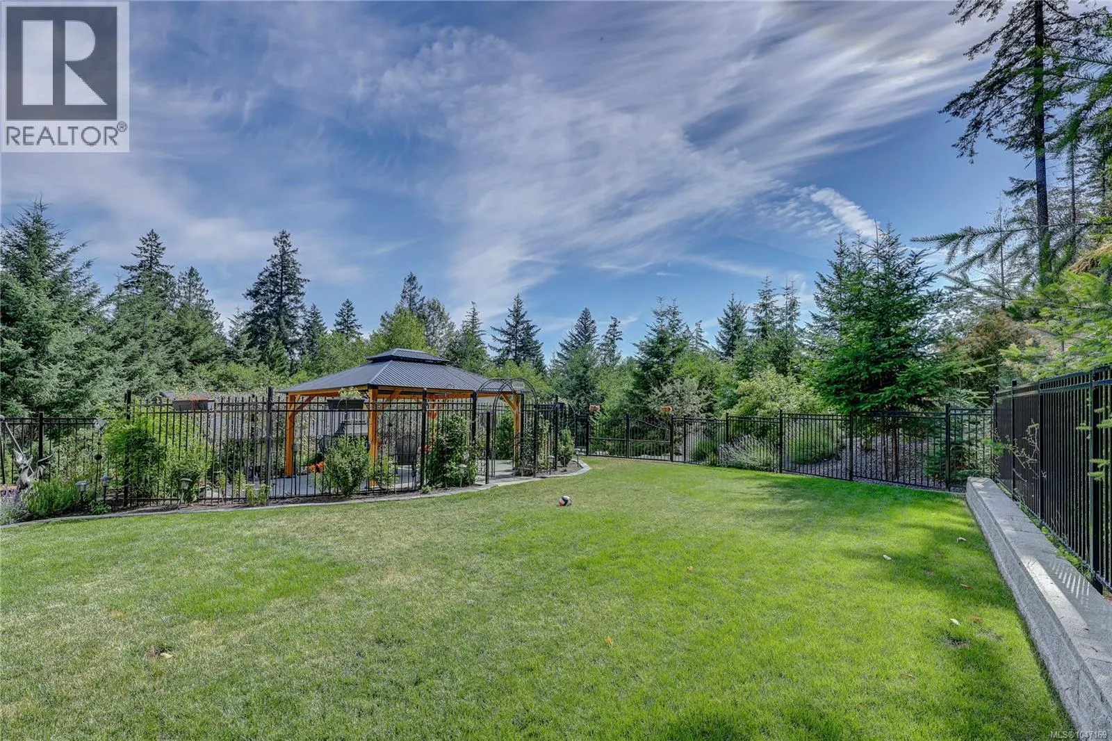 3029 Meadow Dr