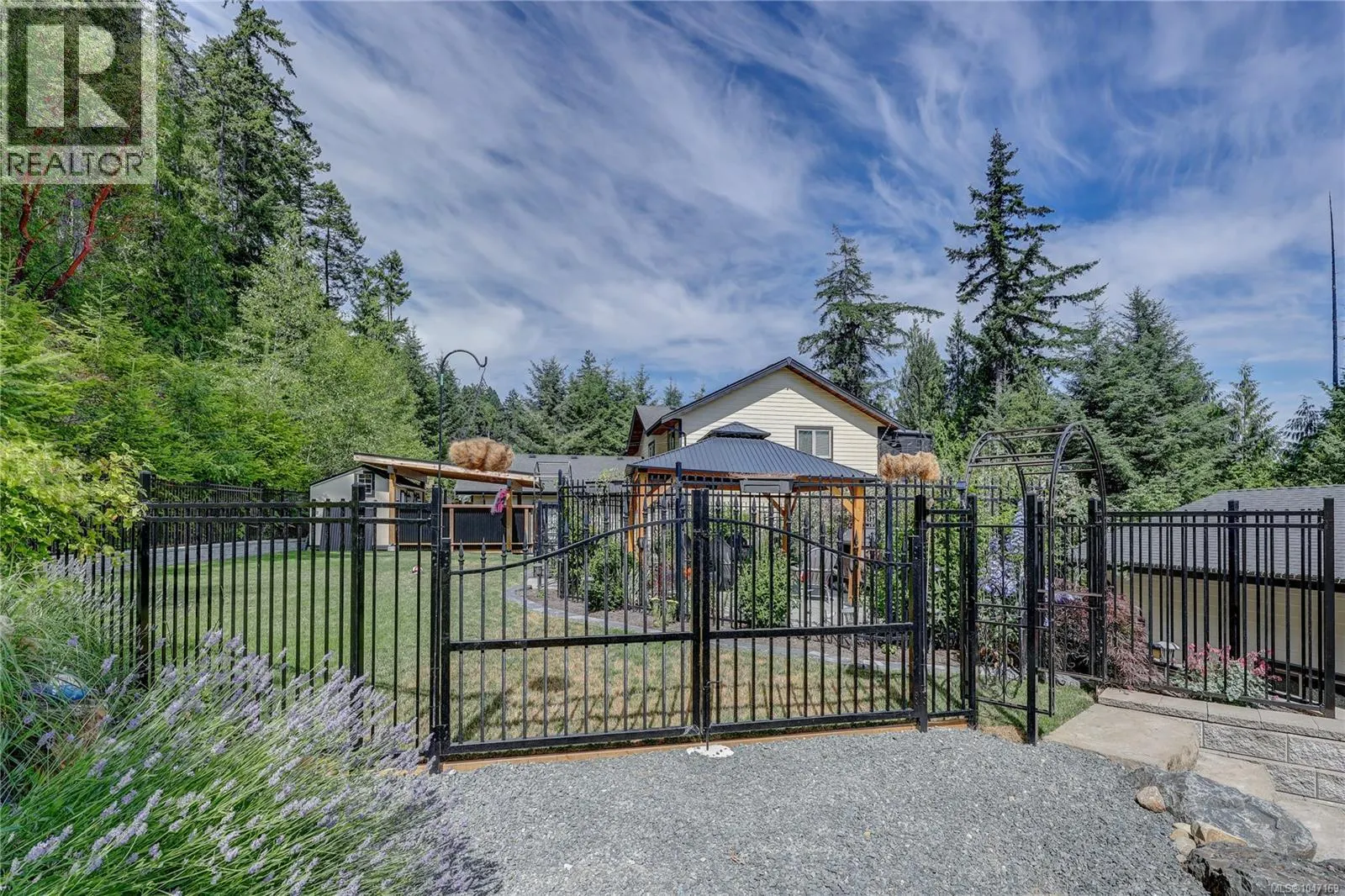 3029 Meadow Dr