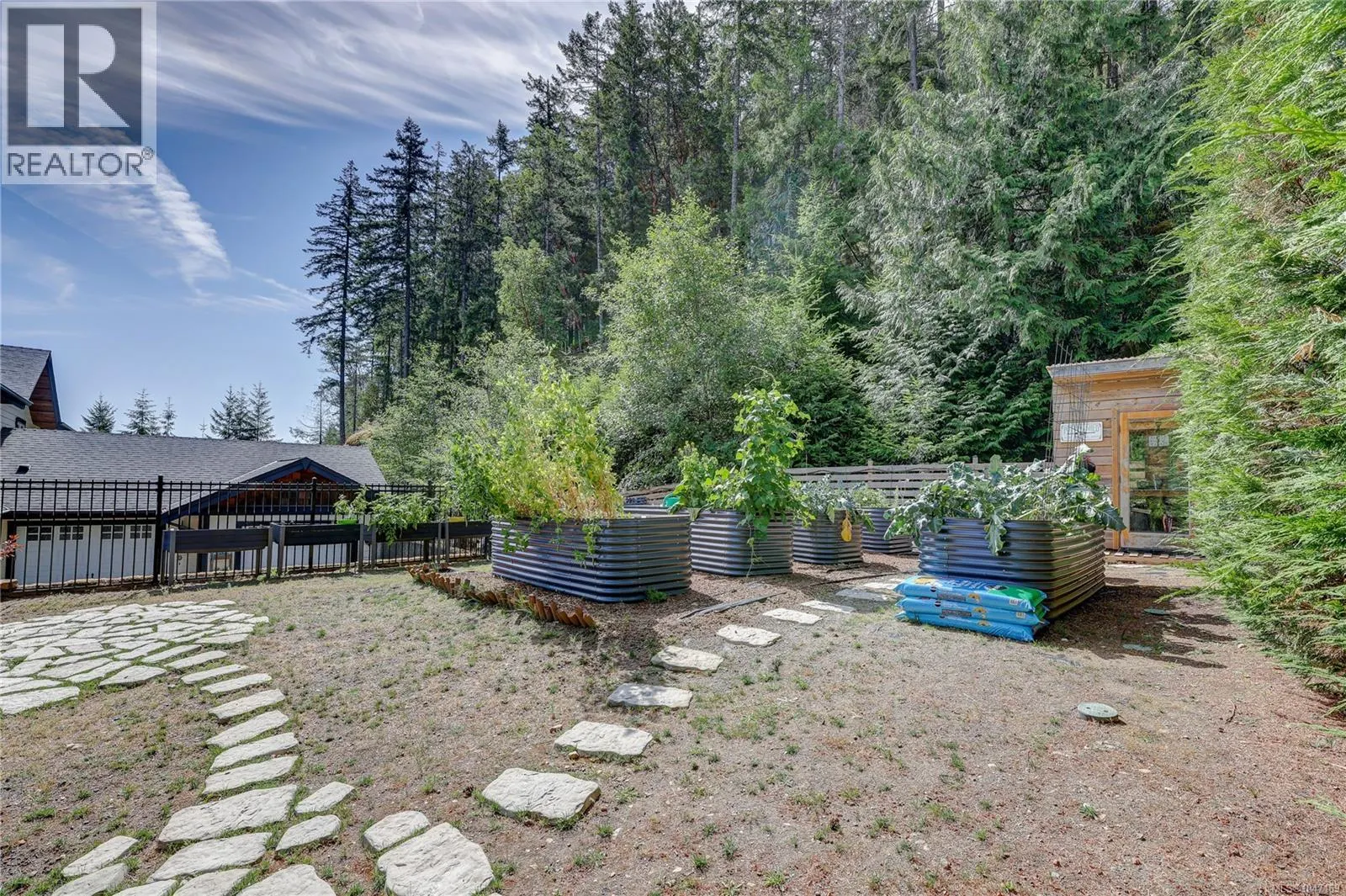 3029 Meadow Dr