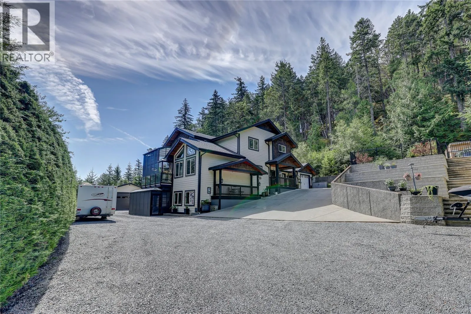 3029 Meadow Dr
