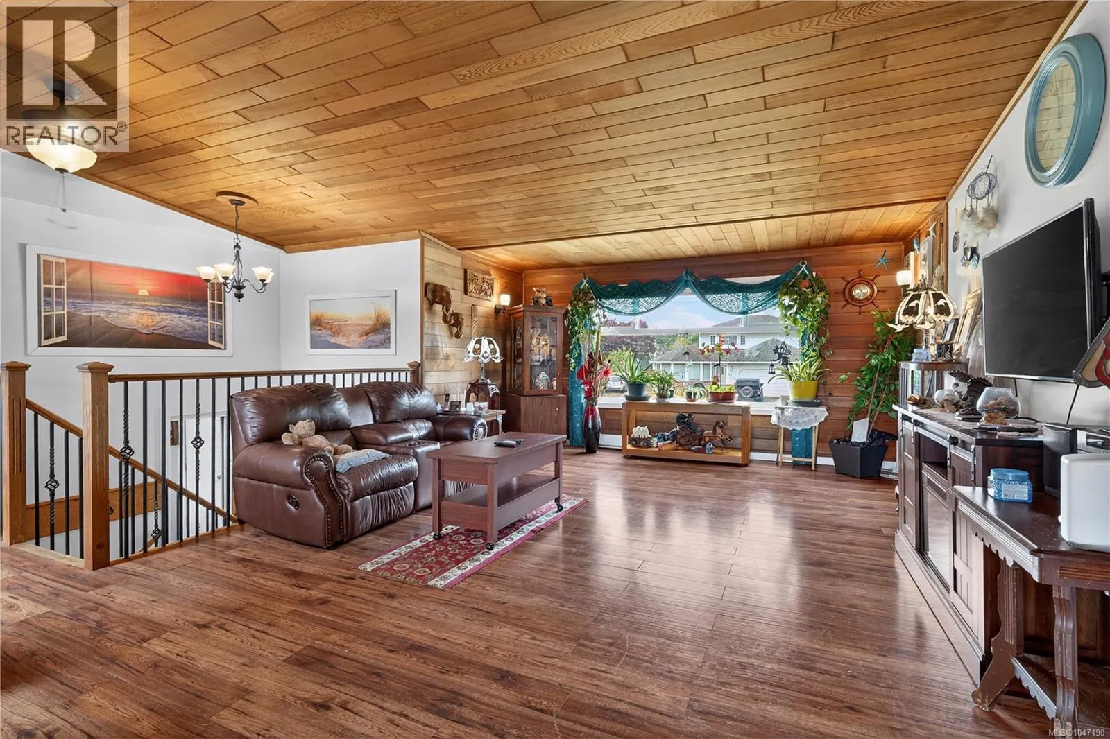 1215 Gilley Cres