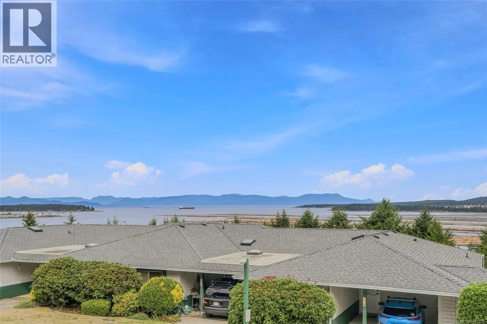 977 Highview Terr