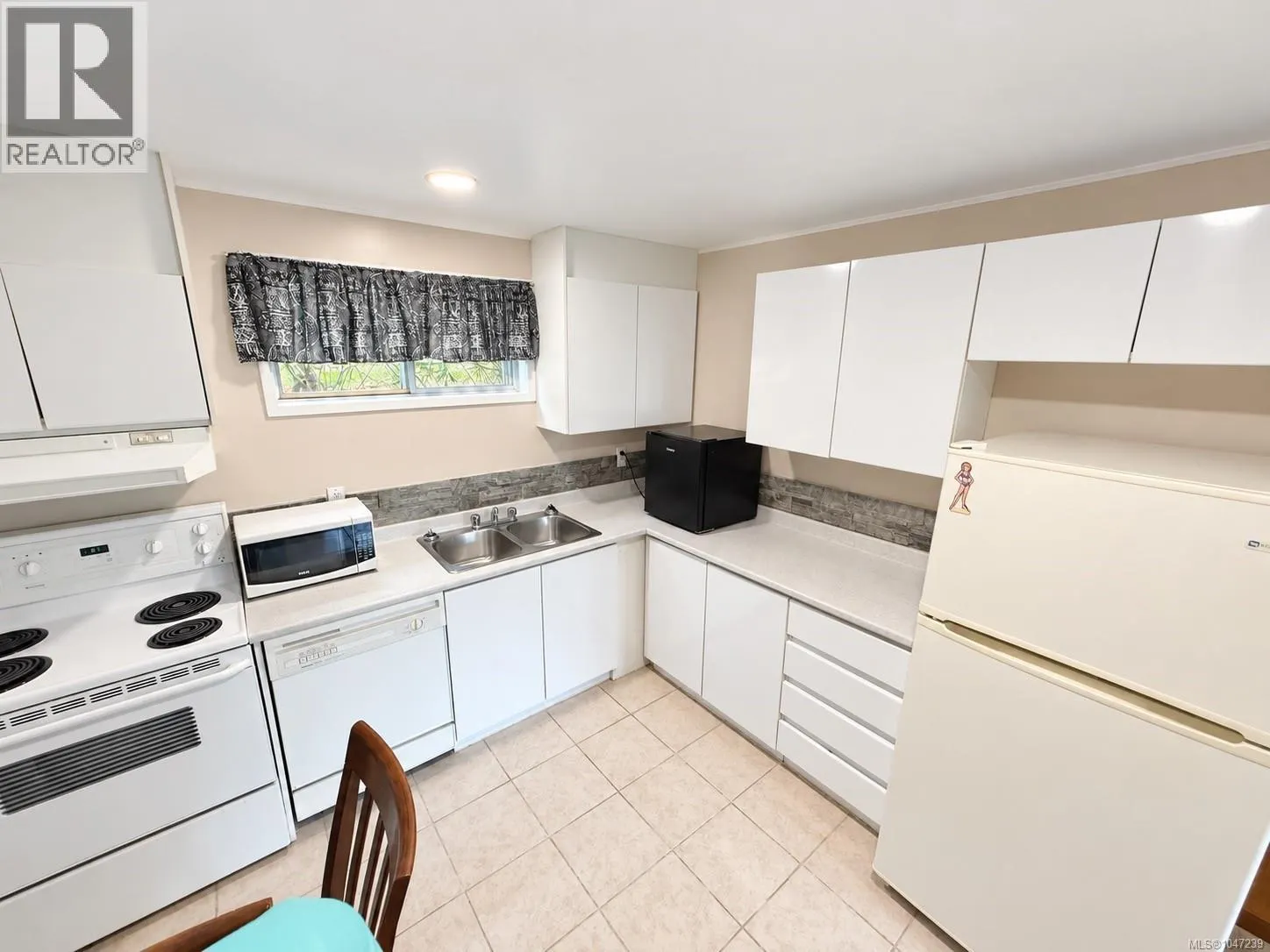 422 Battie Dr