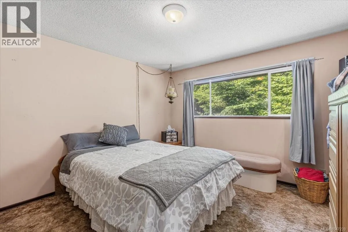 422 Battie Dr