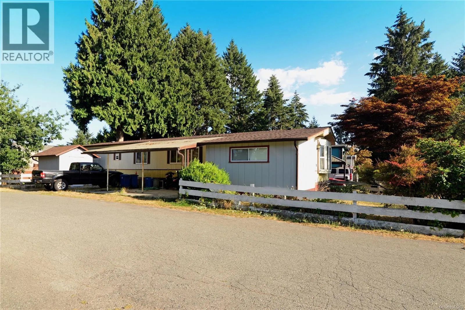 30 971 Douglas Ave