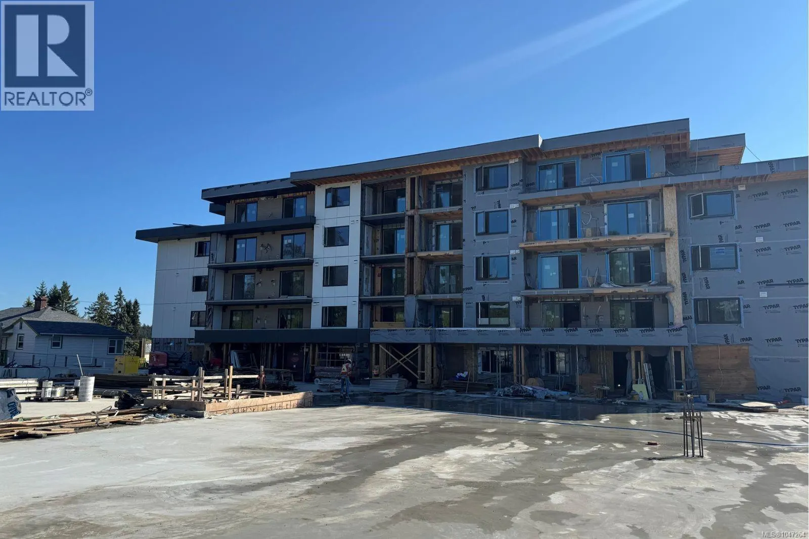 604 529 Terminal Ave