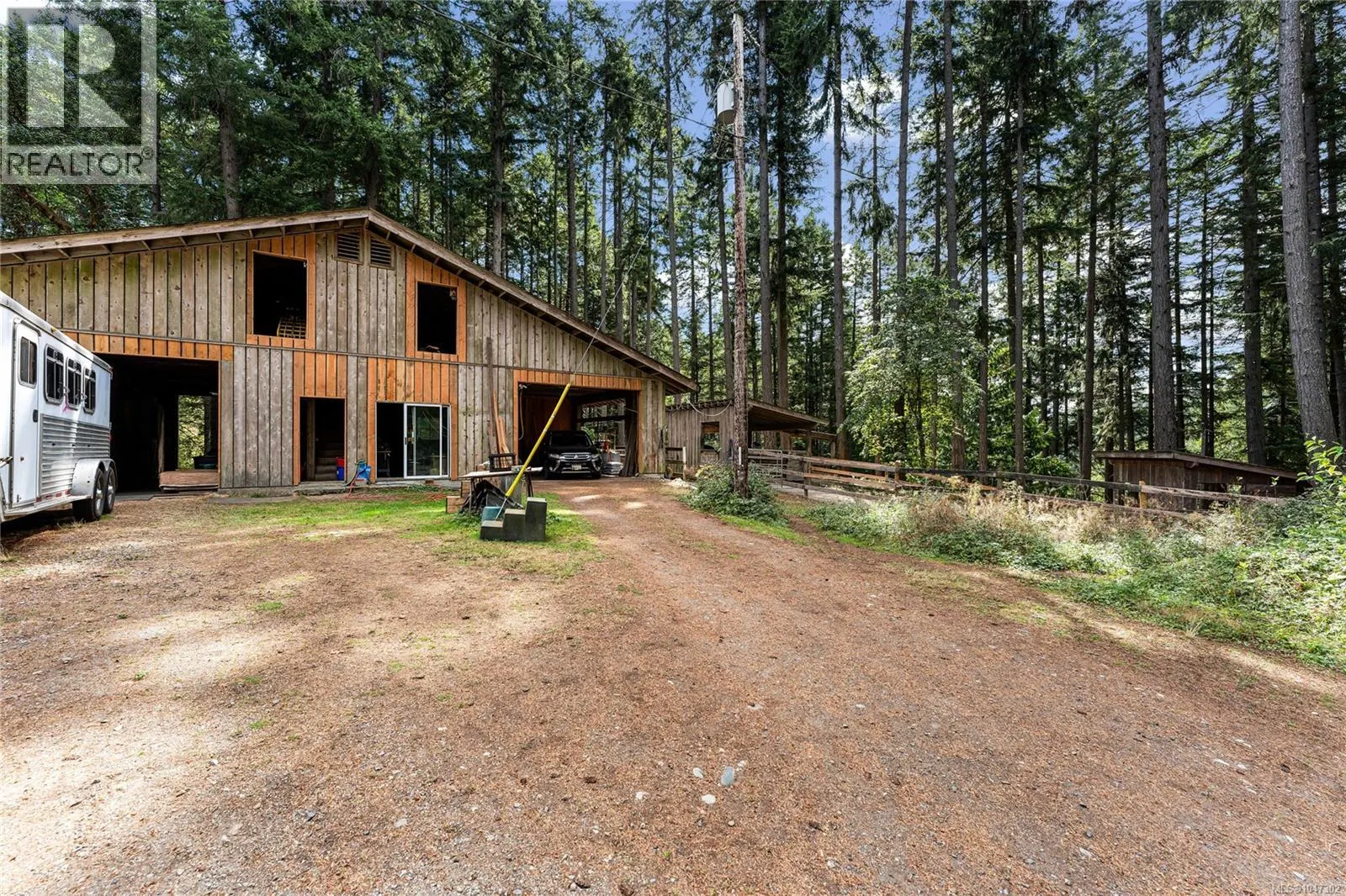 6101 Castlerock Rd