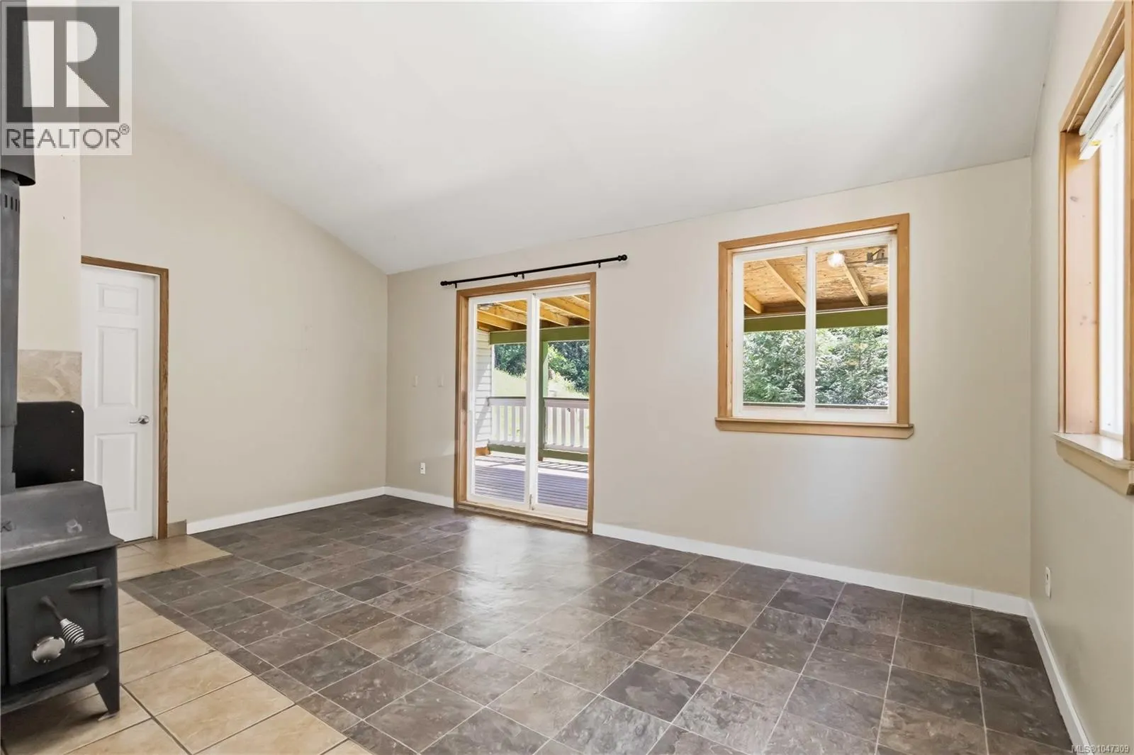 821 Seedtree Rd