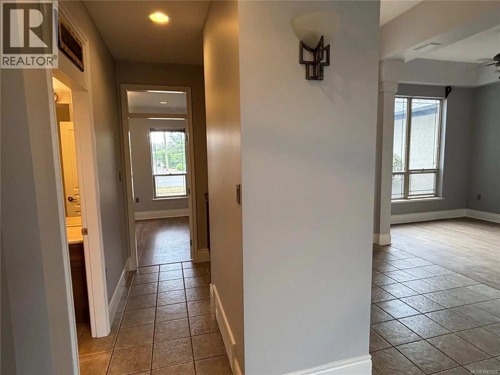 538 Rowan Dr