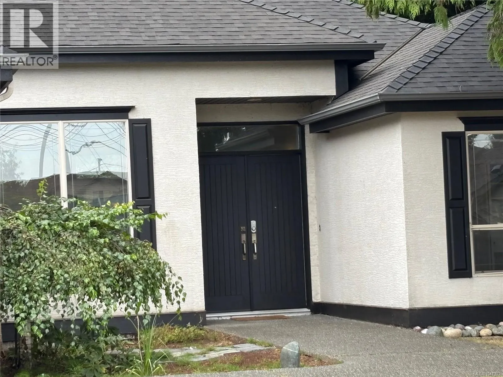 538 Rowan Dr