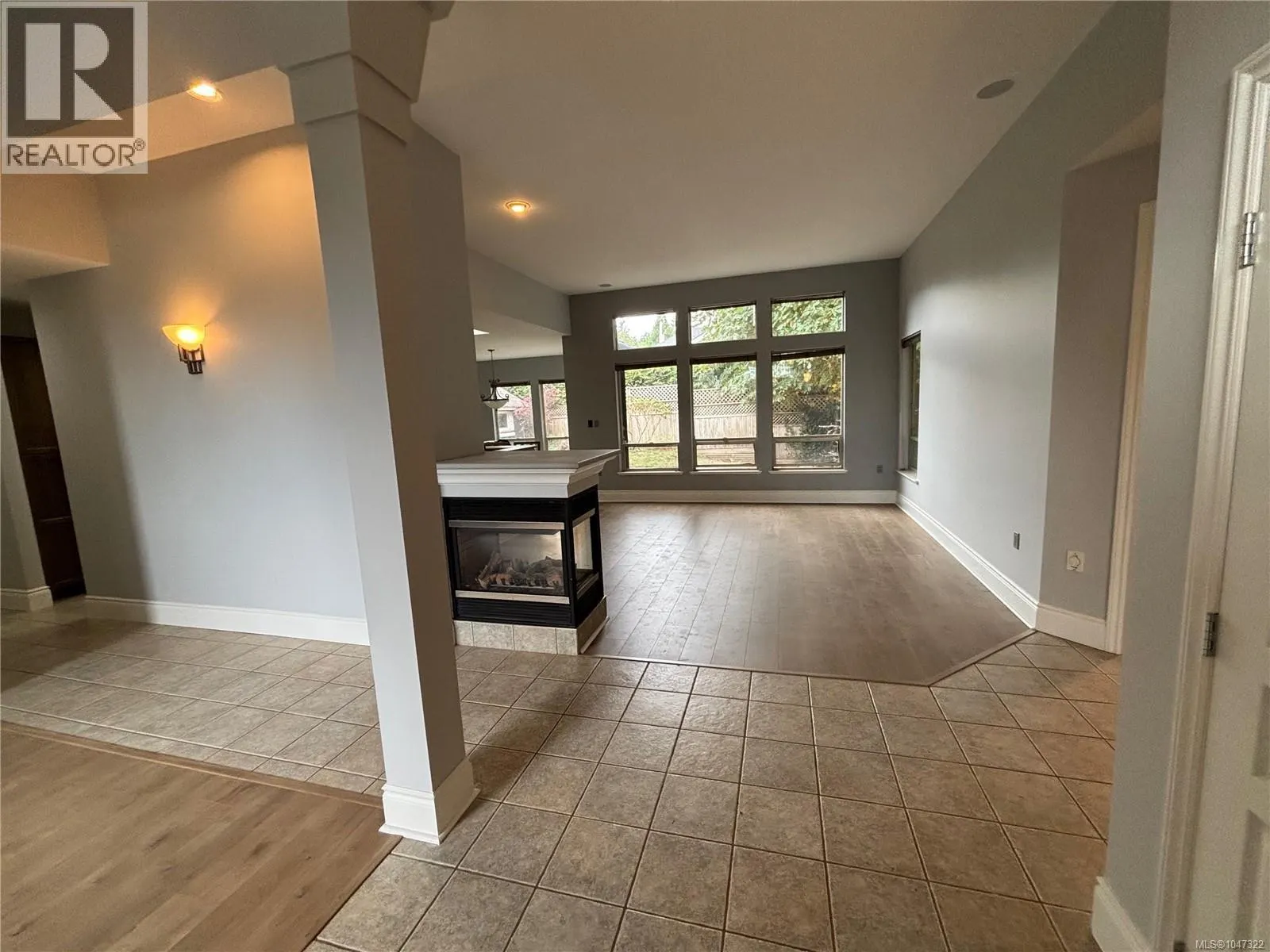 538 Rowan Dr
