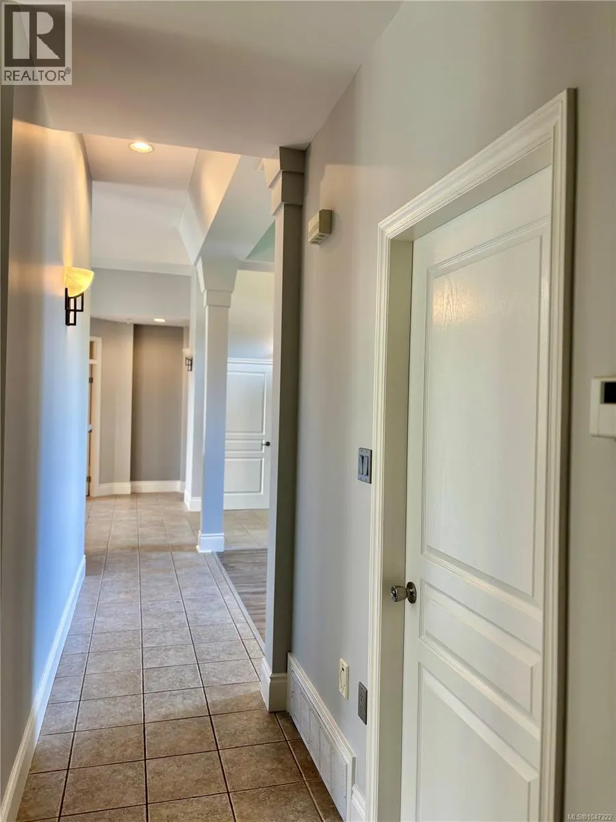 538 Rowan Dr