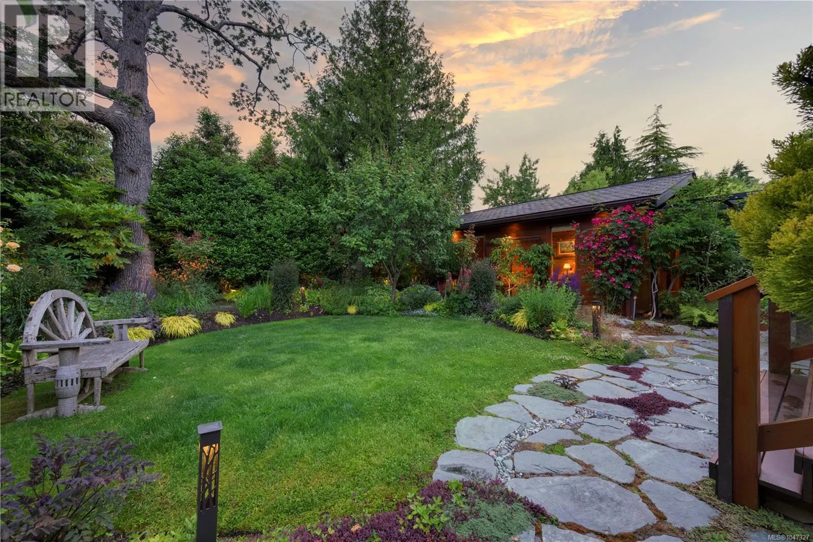 626 Monterey Ave