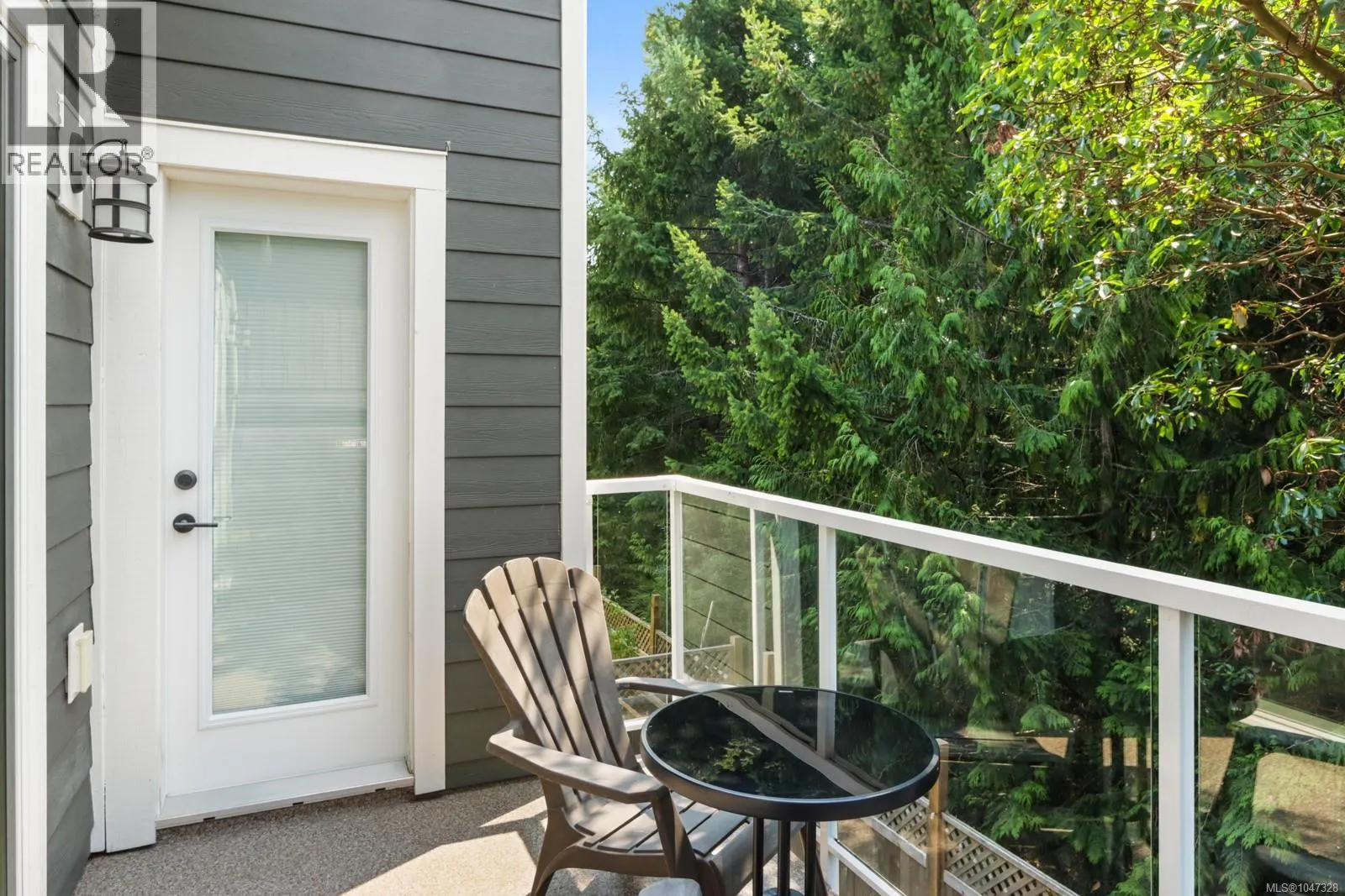 234 Golden Oaks Cres