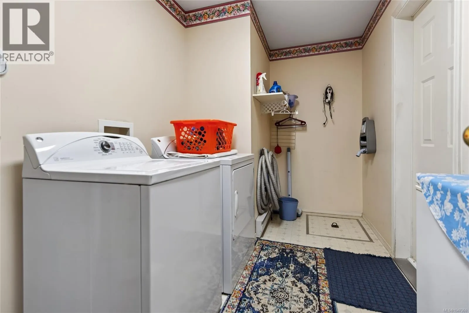 2193 Cardinal Pl