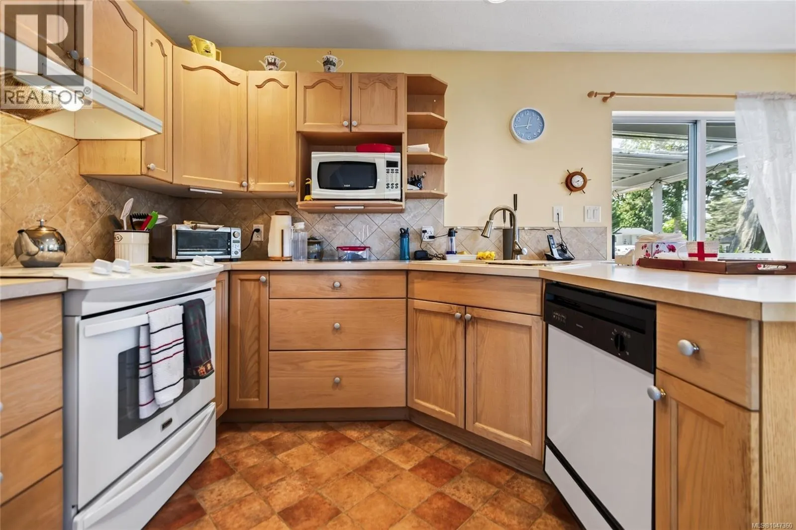 2193 Cardinal Pl