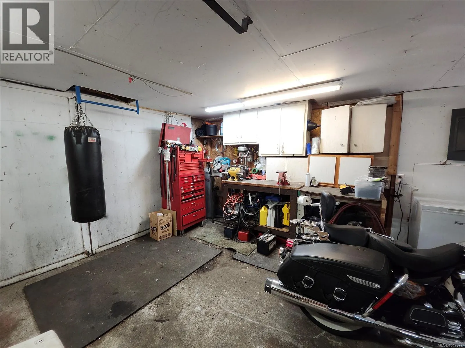 6713 Buena Vista Rd