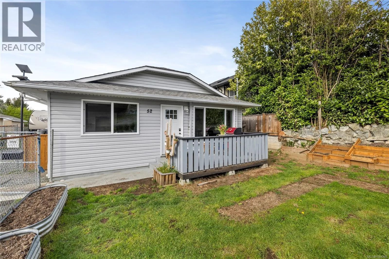 52 Athletic St