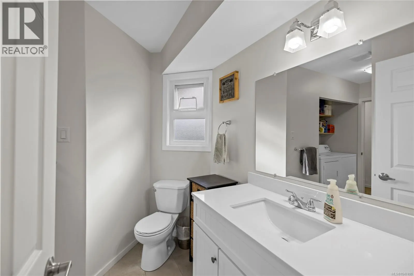 52 Athletic St
