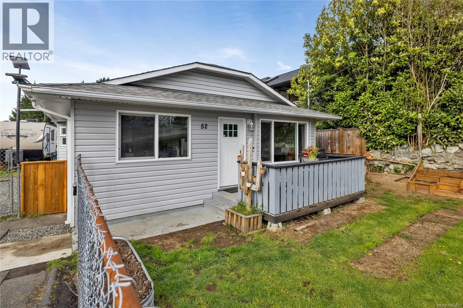 52 Athletic St
