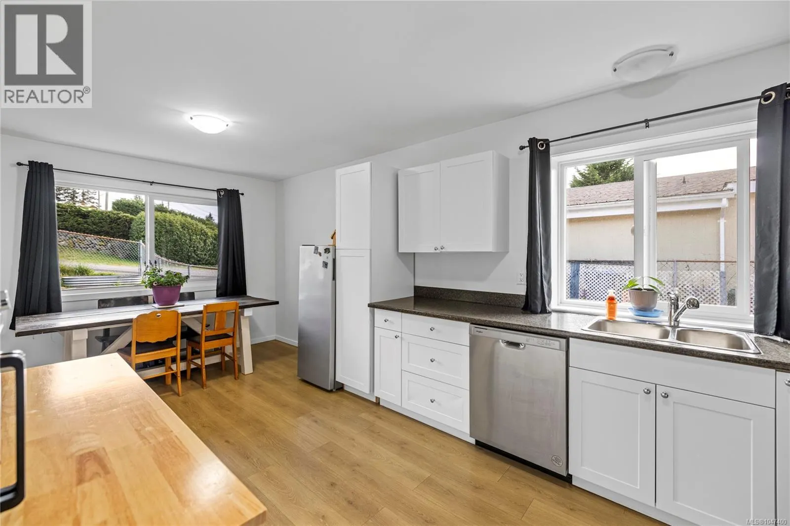 52 Athletic St