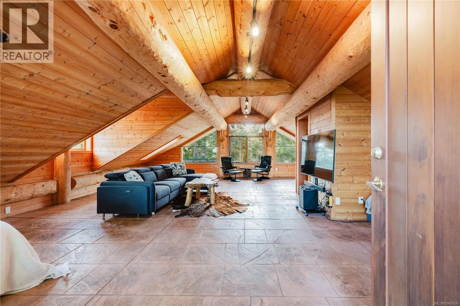 661 Cains Way